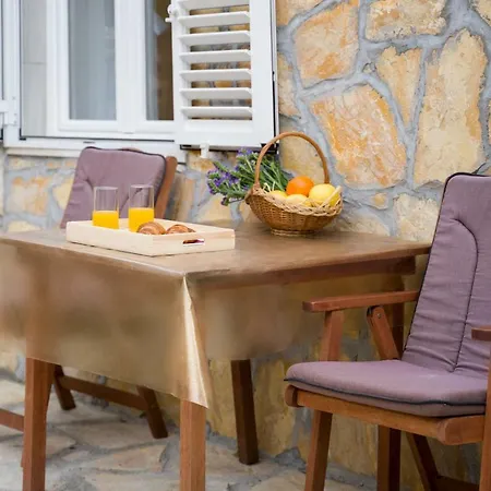 Πανσιόν Sokol Ντουμπρόβνικ